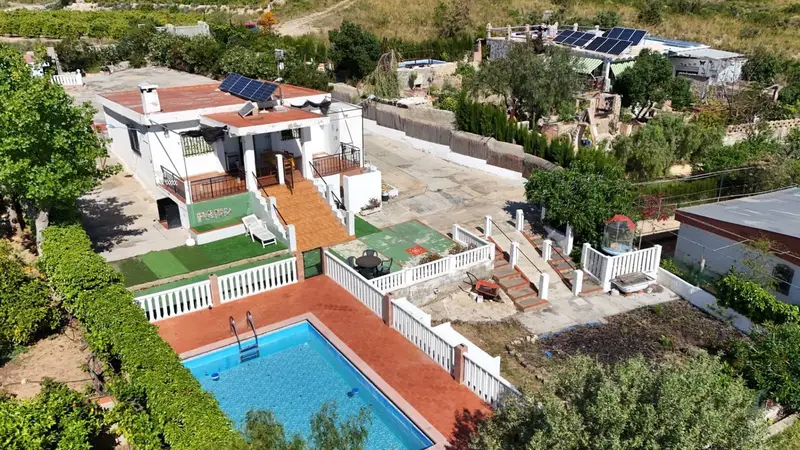 Chalet en venta cerca de Llíria
