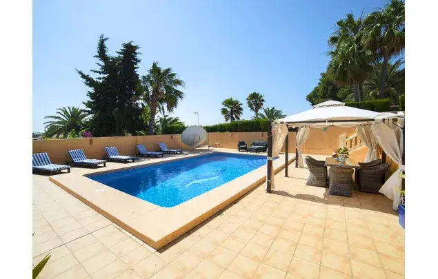 Chalet 2 Dormitorios Calpe 4 Personas Piscina Jardin Barbacoa