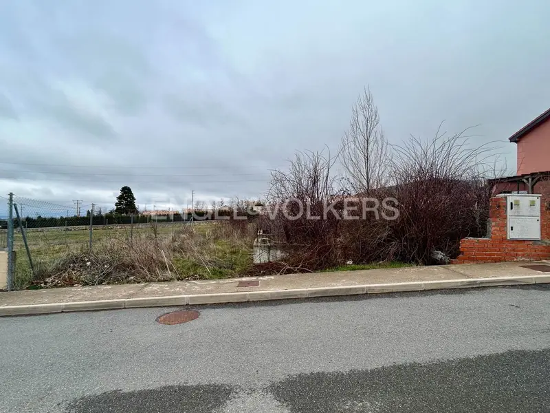 Parcela en Venta Otero de Herreros Segovia 400m2  Viviendas Pareadas