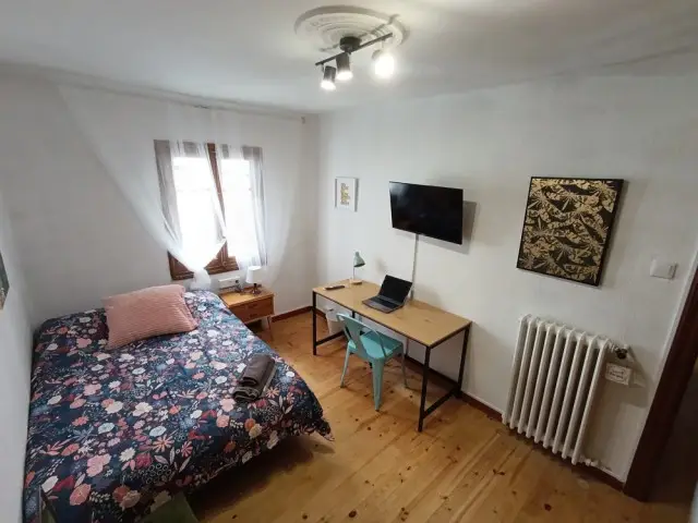 Piso 4 Dormitorios Alquiler Temporal Burgos