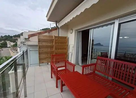 Apartamento en Venta Mascarat 2 Dormitorios Vistas al Mar