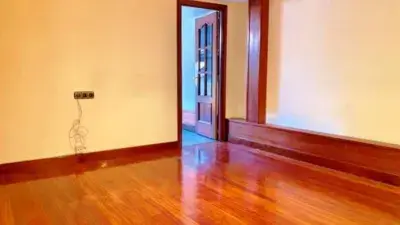 Piso en venta para reformar en Elgoibar 61m²