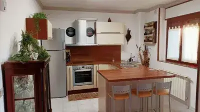 Casa en venta en Calle Pacio. O - Piño