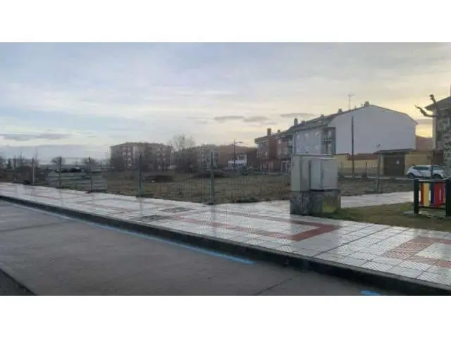 Solar Urbano en Villaquilambre Leon 947m2 Residencial
