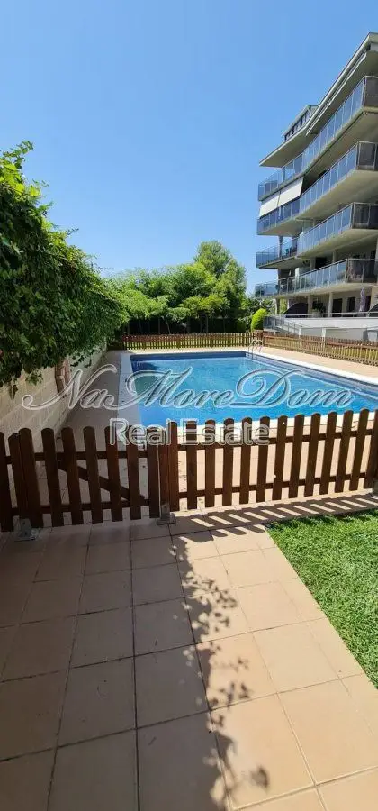 Venta Piso Luminoso Barenys Salou 4 Dormitorios 2 Baños Terraza Parking