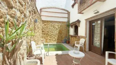 Chalet Rustico en Guadiaro con Vistas al Mar