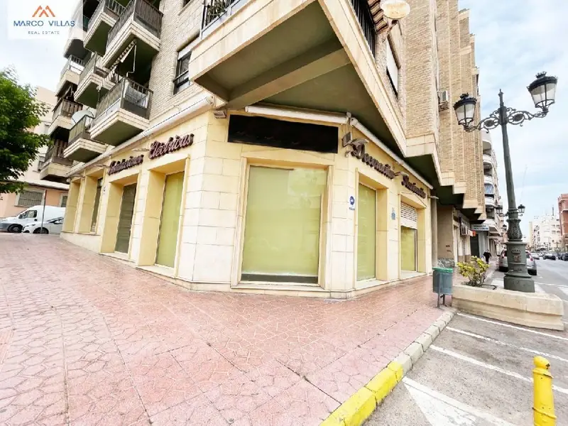 Venta Local Comercial Guardamar del Segura 147m2 Esquina