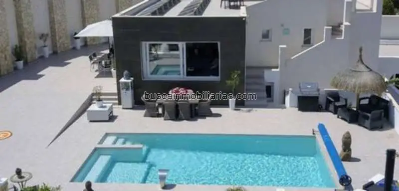 Villa de Lujo en Ciudad Quesada 5 5 Baños Piscina Privada