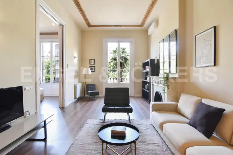 Apartamento en Alquiler en Barcelona: Encanto y Estilo en Sant Pere