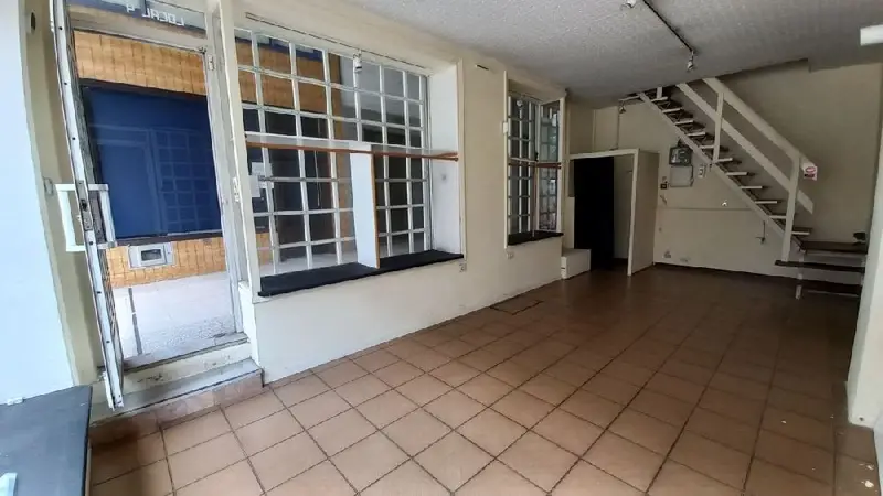 Venta Local Comercial Agra del Orzán A Coruña
