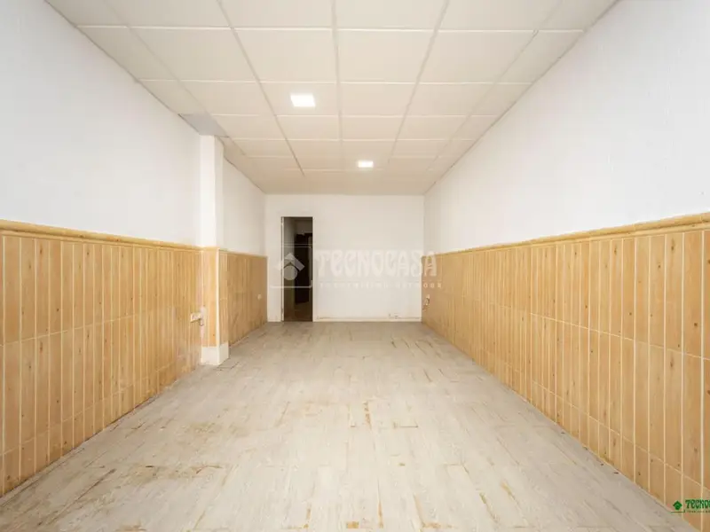 Local Comercial en Venta en El Zapillo Almeria Ideal Inversores