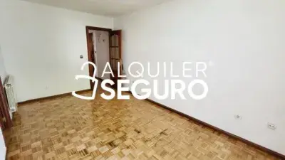 Alquiler Piso 70m2 3 Dormitorios La Serna