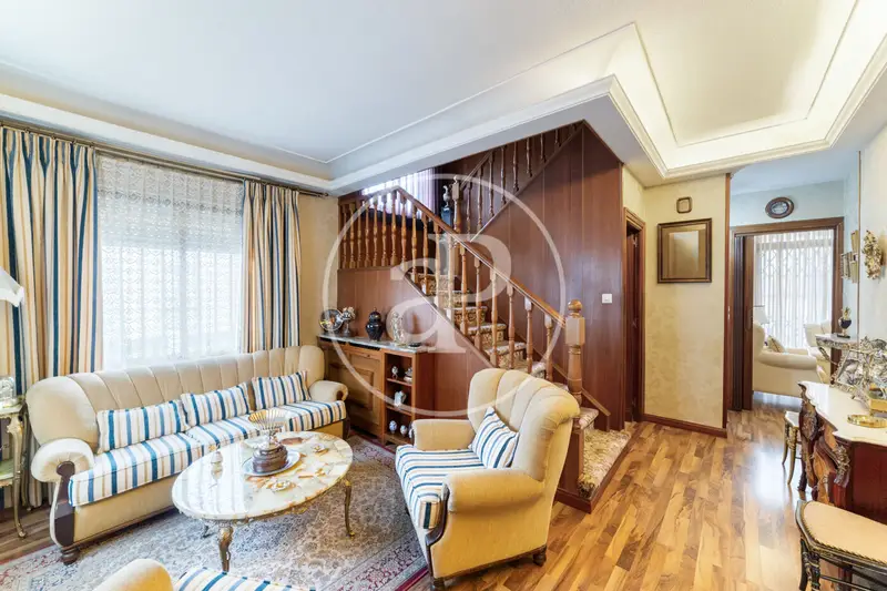 Casa Pareada en Venta Fuente del Berro 233m2 4 Dormitorios