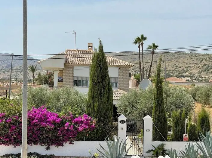 Villa 4 Dormitorios en Venta Banos de Fortuna
