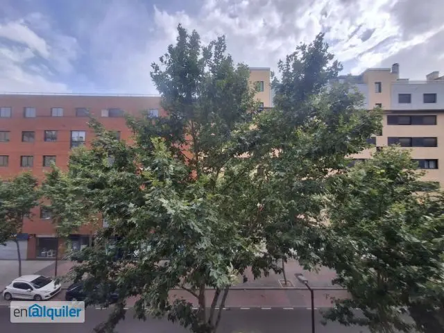 Alquiler Piso VPO Villa del Prado 3 Dormitorios Garaje Trastero