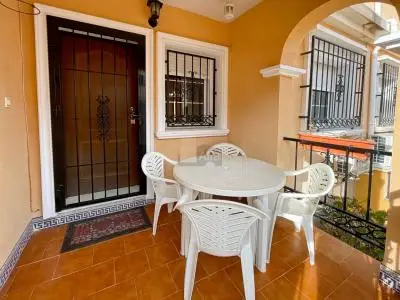 Chalet/casa adosado en renta en Orihuela, Alicante