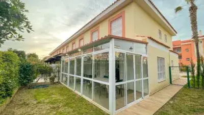 Casa adosada en venta en Playa de Las Tres Piedras-Costa Ballena