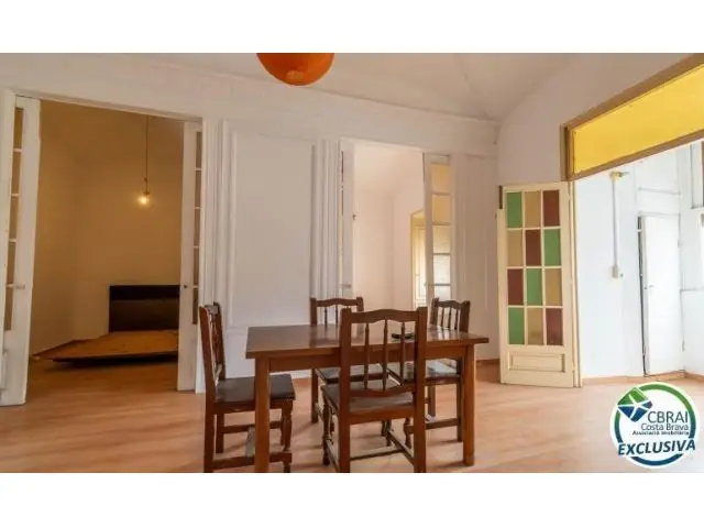 Edificio en Venta en Centro de La Jonquera