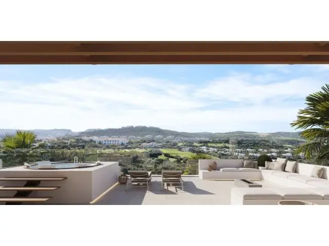 Villas de Lujo en Casares Costa con Vistas Panorámicas