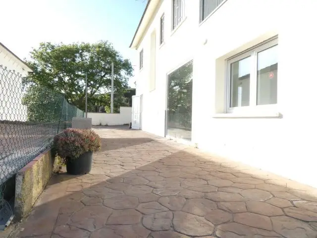 Casa en Alquiler Vilanova del Valles 145m2 Jardin 448m2