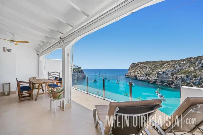 Apartamento en Calan Porter 2 Dormitorios Vistas al Mar