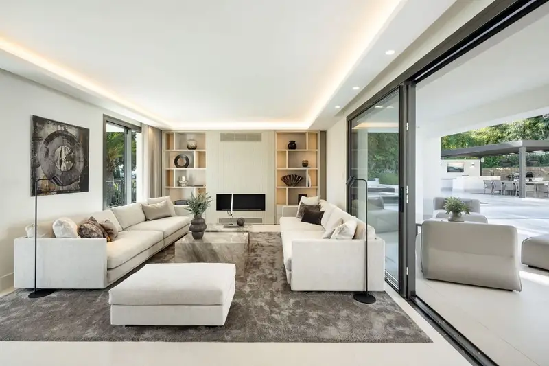 Villa Moderna de Lujo en Venta Las Brisas Marbella
