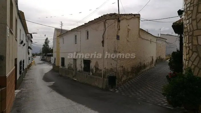 Casa de Pueblo 9 Dormitorios en Venta