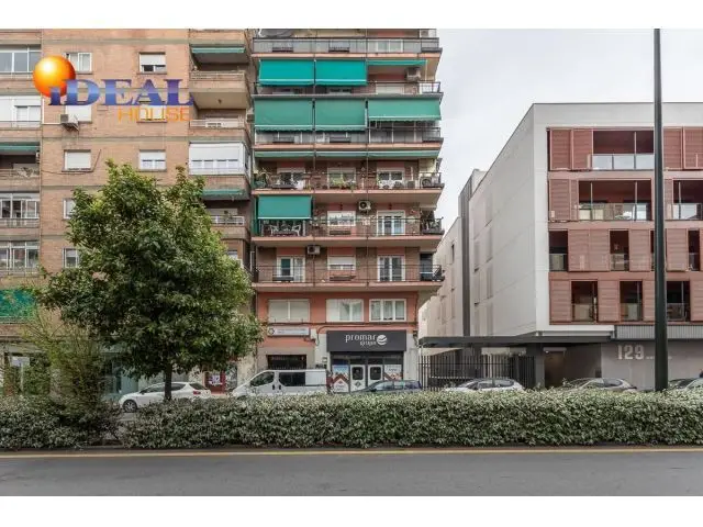 Venta Piso Camino Ronda Granada 5 Dormitorios Terraza 100m2