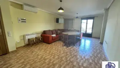 Piso en venta en Calle Florinda, 1