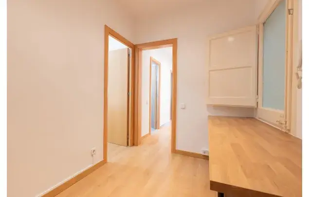 Alquiler Apartamento 5 Dormitorios L Hospitalet de Llobregat Estudiantes Profesionales