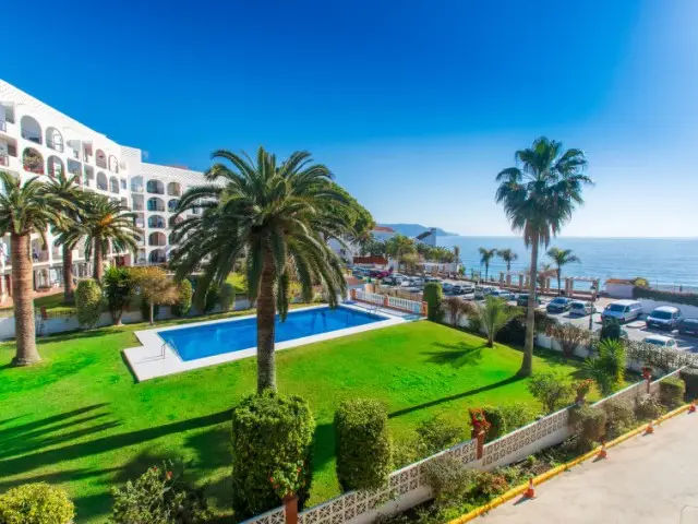 Apartamento 2 Dormitorios Nerja Costa del Sol