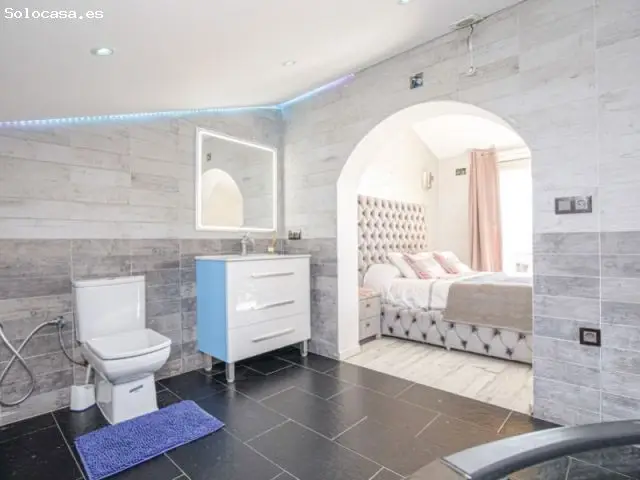 Espectacular Duplex con Amplia Terraza y Barbacoa