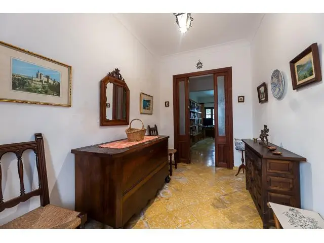 Casa en Pollença: 4 habitaciones, 2 baños, patio y terraza