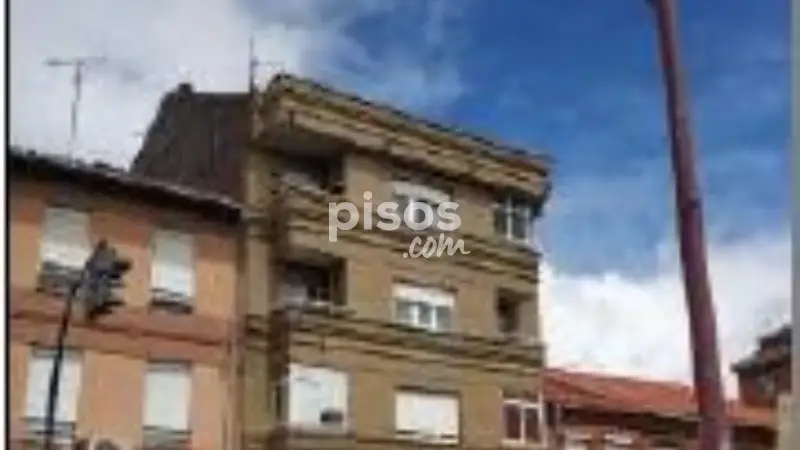 Piso 3 habitaciones Trobajo del Camino Leon