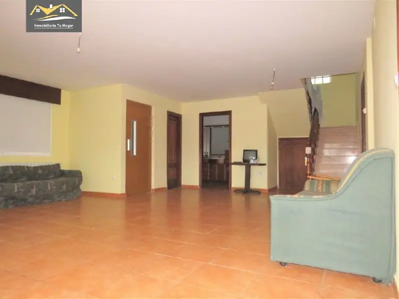 Casa en venta O Pereiro de Aguiar 6 habitaciones 4 banos