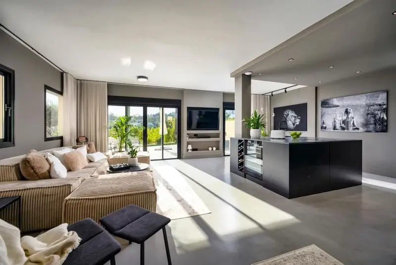 Casa en La Quinta con Vistas Panorámicas y Piscina Privada