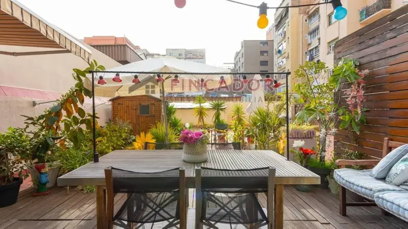 Piso en venta Eixample Sant Antoni 87m2 3 habitaciones