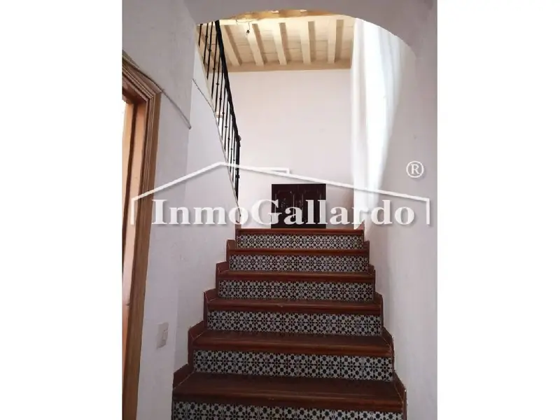 Casa en Benamargosa con Terraza y Patio 5 Dormitorios