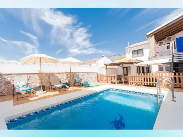 Casa Rural 4 Dormitorios Villanueva de la Concepcion Malaga