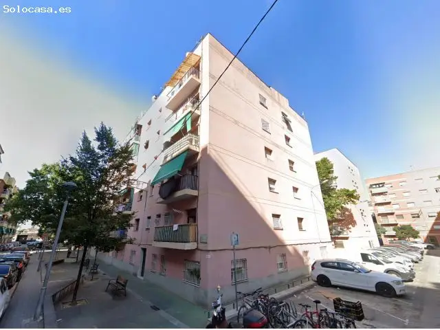 Inversionistas: Piso 75m2 3 Dormitorios Ascensor Terraza Ocupado Ilegalmente