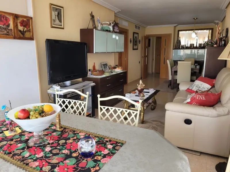 Apartamento en Urbanova con Piscina y Terraza - 3 Dormitorios