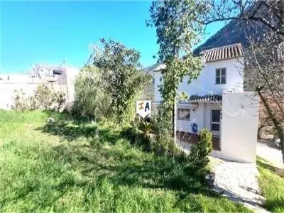Casa Adosada Rute 4 Dormitorios 3 Baños Gran Jardin
