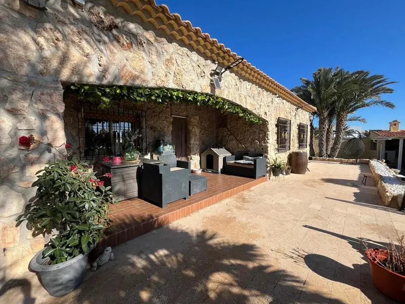 Villa de Lujo 4 Dormitorios Fortuna Murcia Piscina Jacuzzi