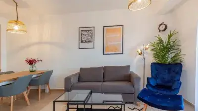 Apartamento en Cala Villajoyosa con Piscina y Garaje