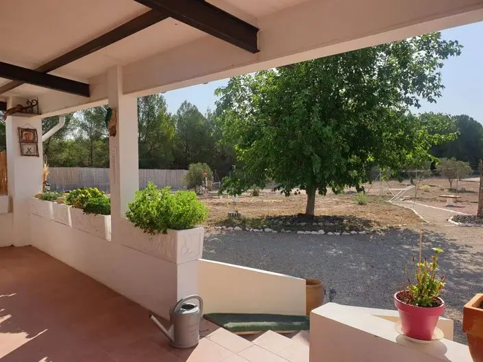 Villa de 2 Dormitorios en Venta Sax