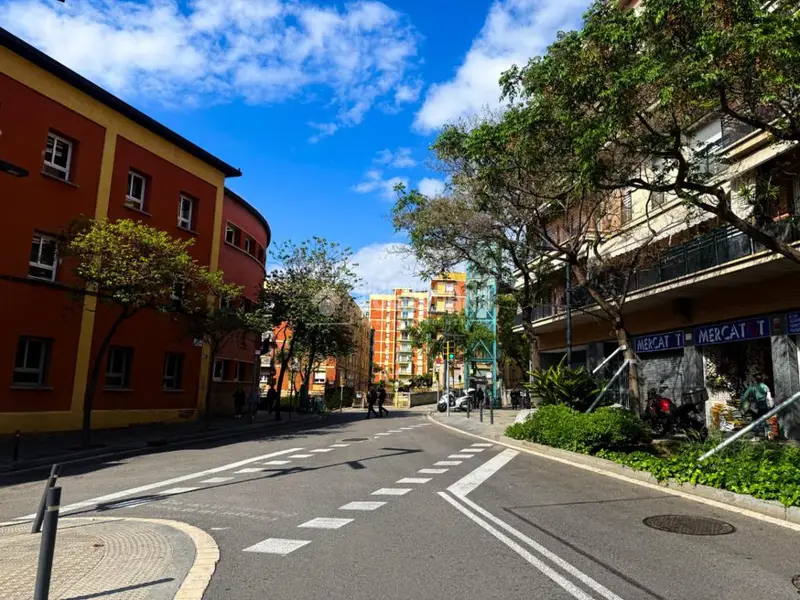 Plaza de Garaje en Venta Nou Barris Cerca de Roquetes