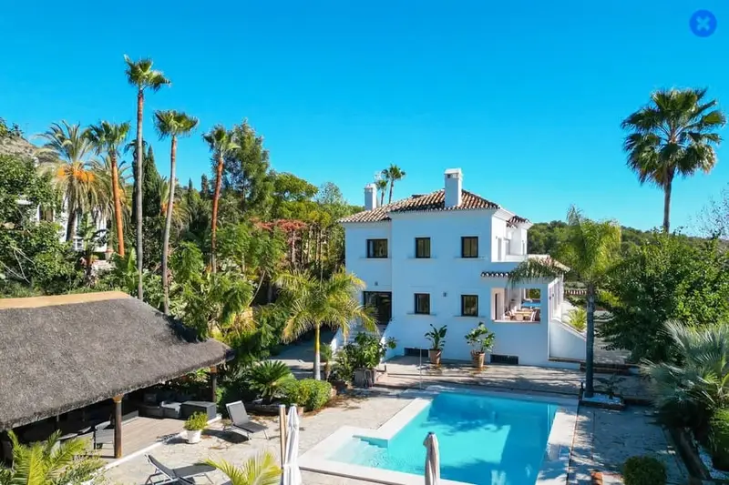 Villa en Alquiler Los Picos Marbella 5 Dormitorios Piscina y Jardin