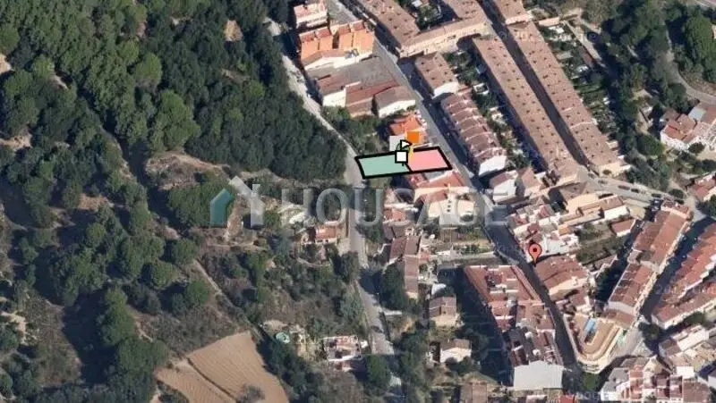 Promoci	ón Inmobiliaria 9 Viviendas y Garajes
