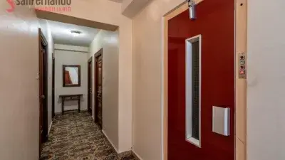 Piso en venta Avenida Menéndez Pelayo 3 habitaciones 2 baños