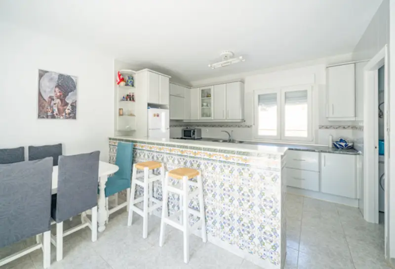Apartamento 2 Dormitorios Almería Nómadas Digitales Playa WiFi Terraza